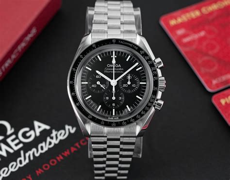 rolex speedmaster professional.